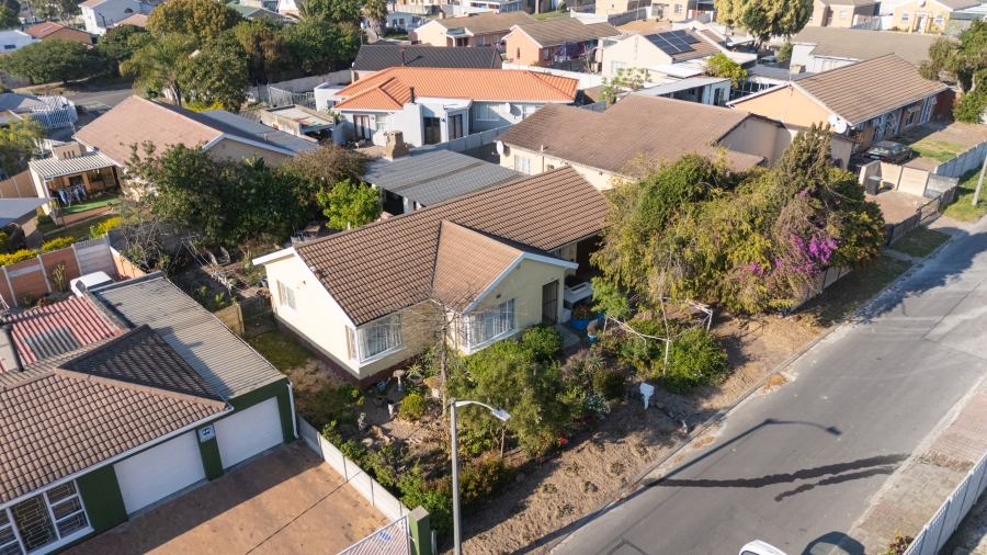 3 Bedroom Property for Sale in Bernadino Heights Western Cape